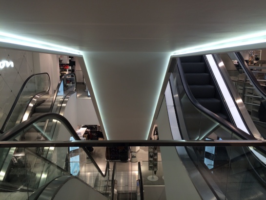 Escalators lighting